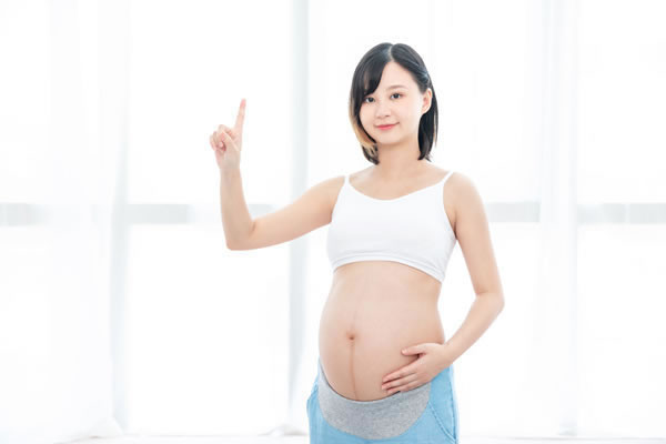 怀孕早期孕妇能查男孩女孩吗？怎么看男女准确率高？(图1)