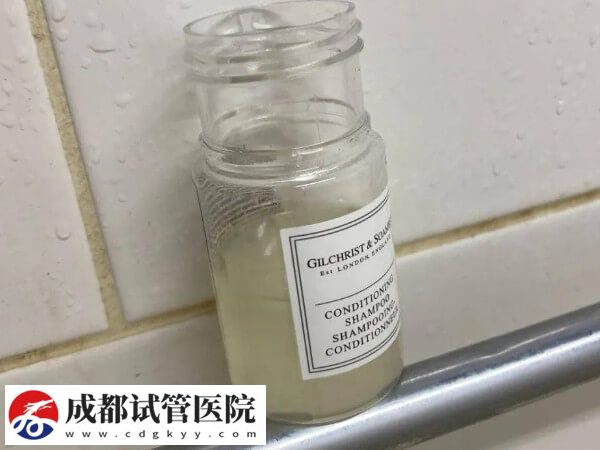 在成都做三代试管婴儿检查身体需要多少钱?(图1) 在成都做三代试管婴儿检查身体需要多少钱?(图1)